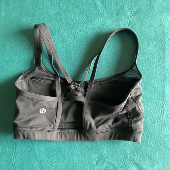 Lululemon sports bra - Picture 2 of 4